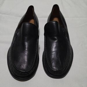 Elegant Black Leather Men's Slip-On Loafers